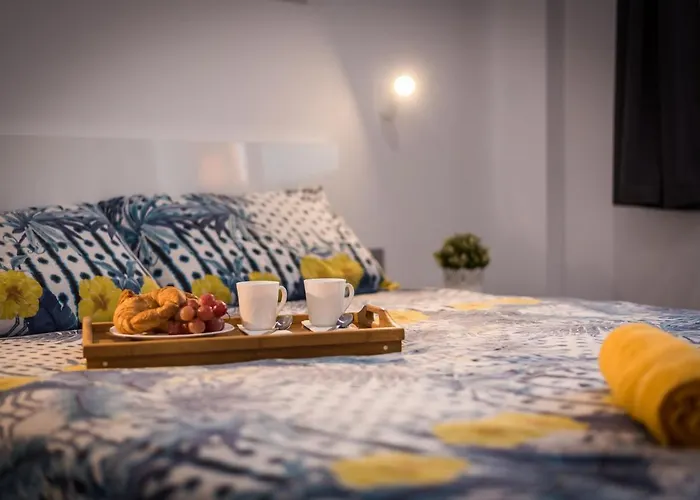 Апартаменти 22 Casablanca Ii Veronica Адехе