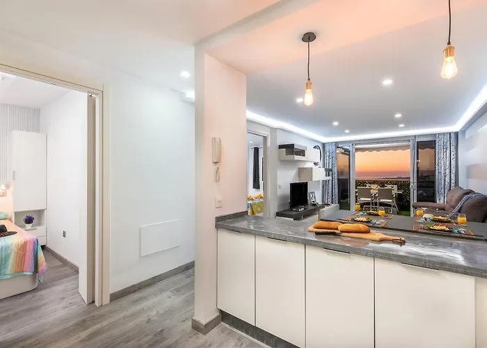 22 Casablanca Ii Veronica * Адехе